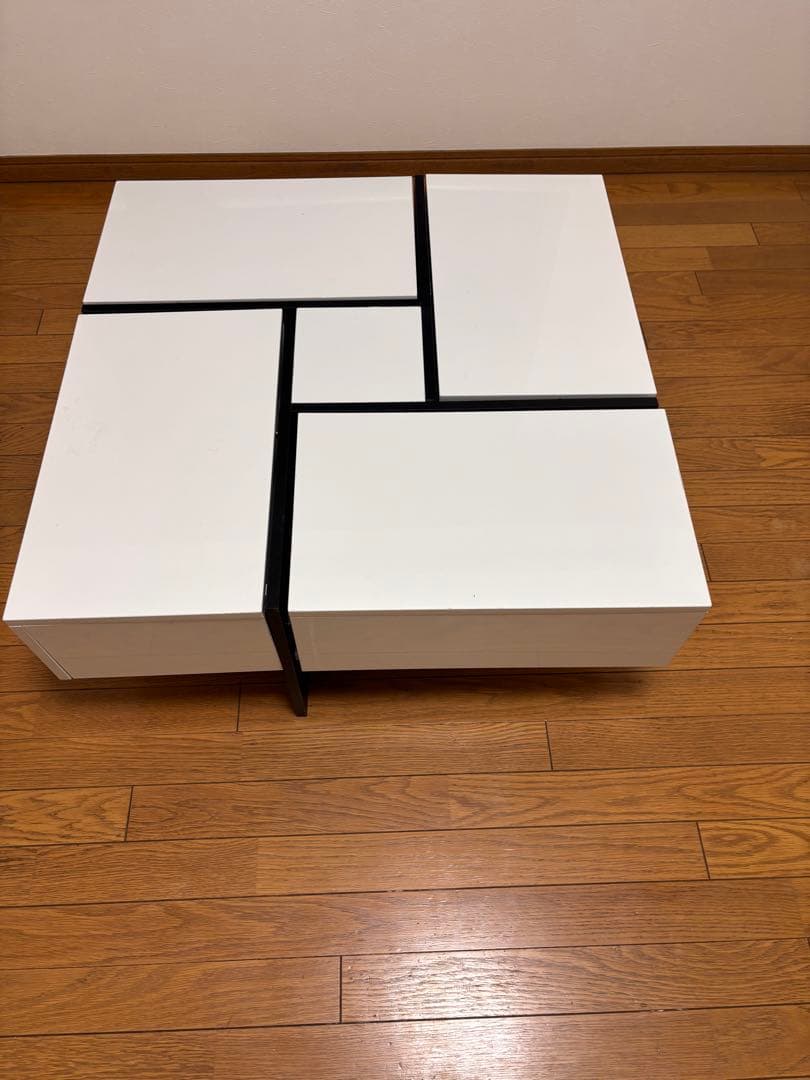 ホワイトセンターテーブル モダンデザイン