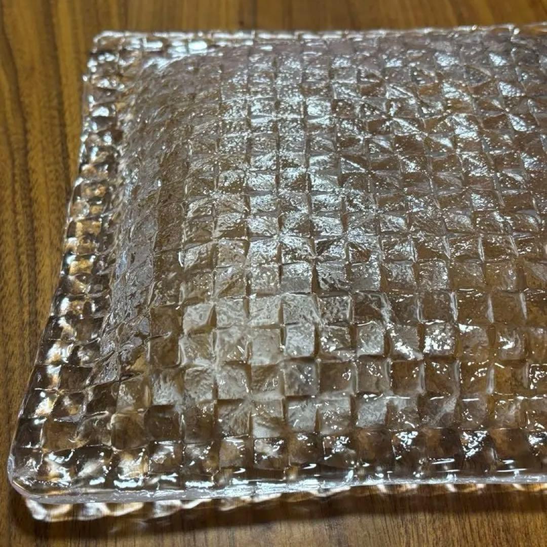 クリアガラス 四角い皿 テクスチャー付き