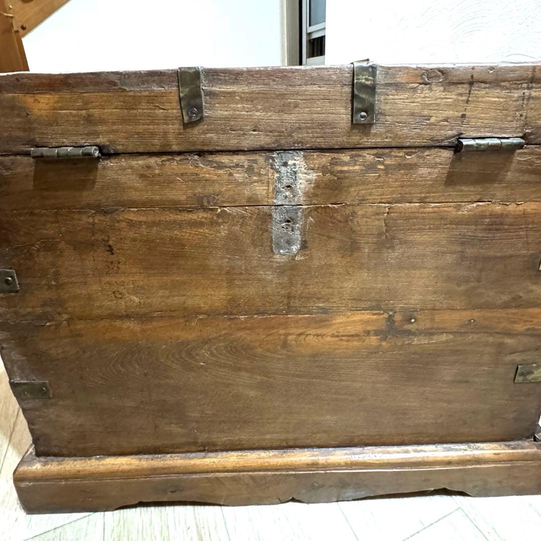 オールドメゾン　OLD MAISON 古いトランク　木箱　コファー　ヴィンテージ