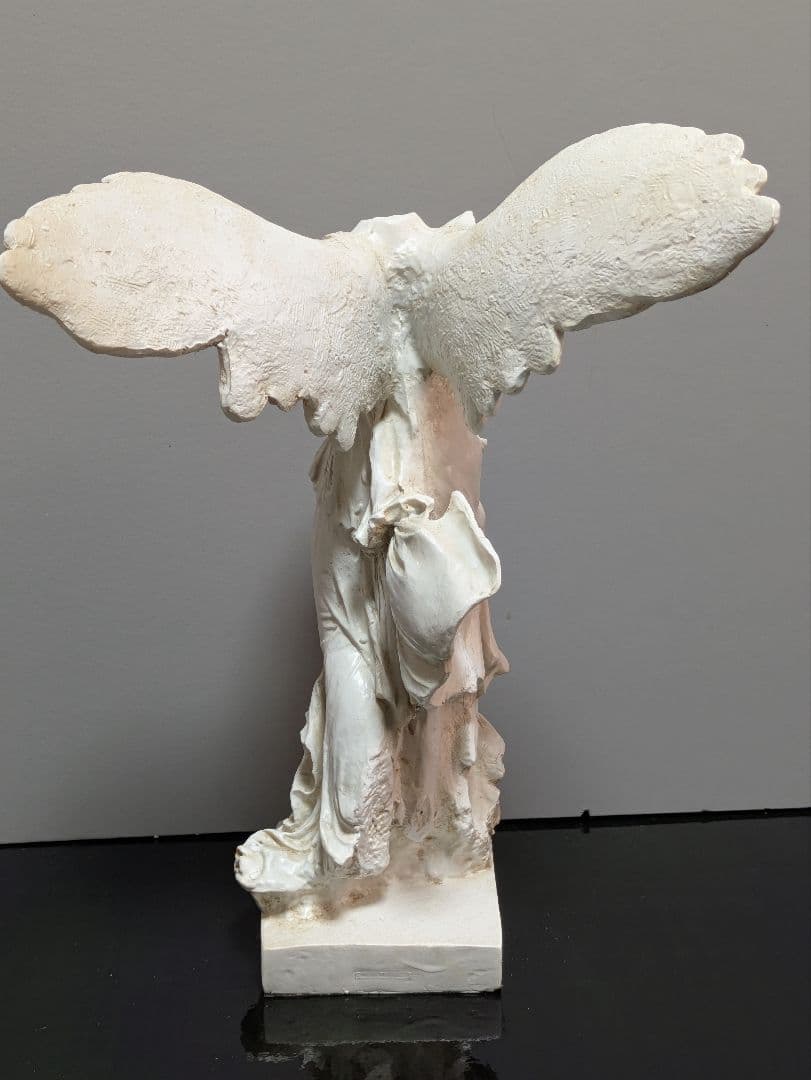 勝利の女神　サモトラケ　ニケ像　彫刻　アンティーク　置物　インテリア　フィギュア