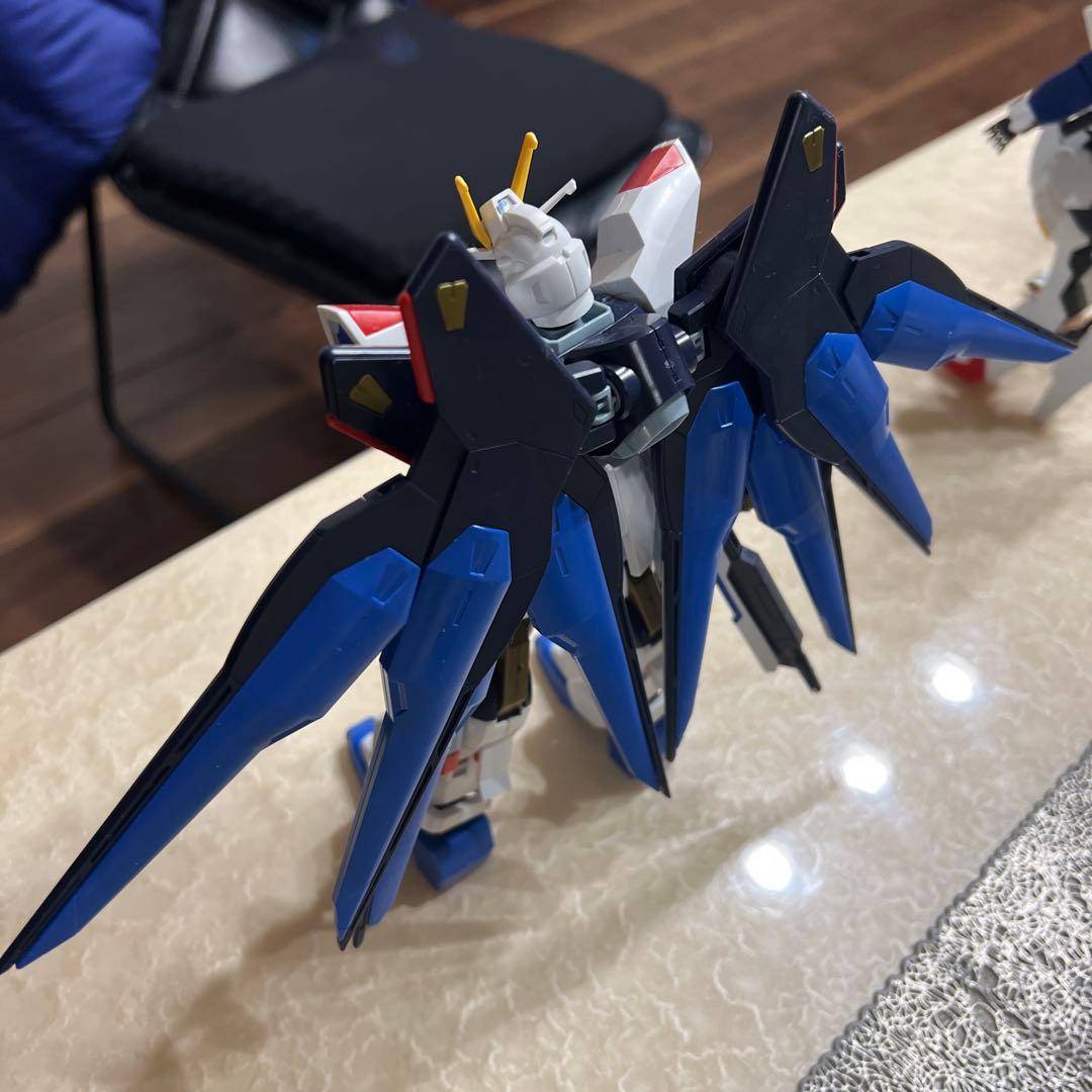 ガンダムモデル 10体　完成品（ジャンク）