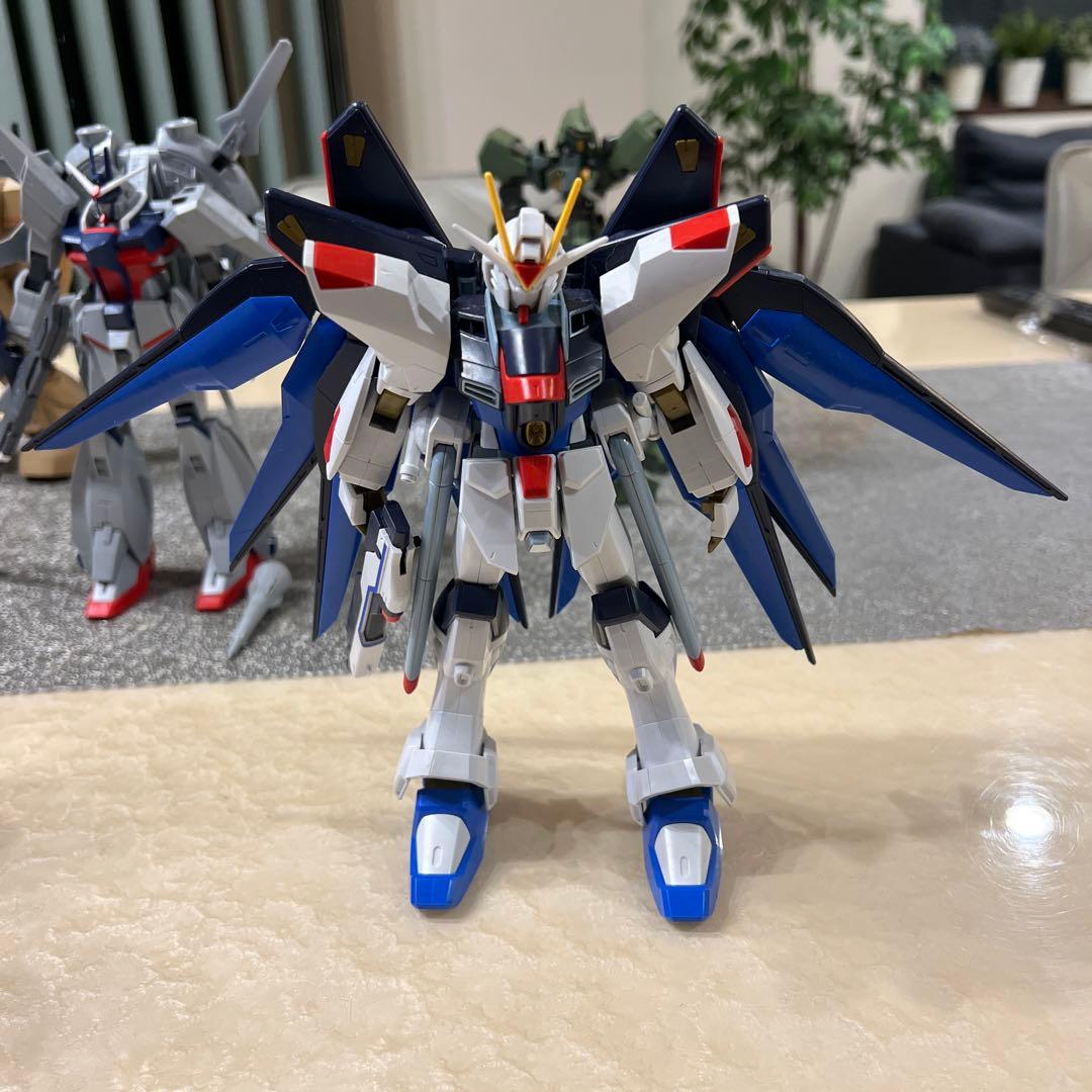 ガンダムモデル 10体　完成品（ジャンク）