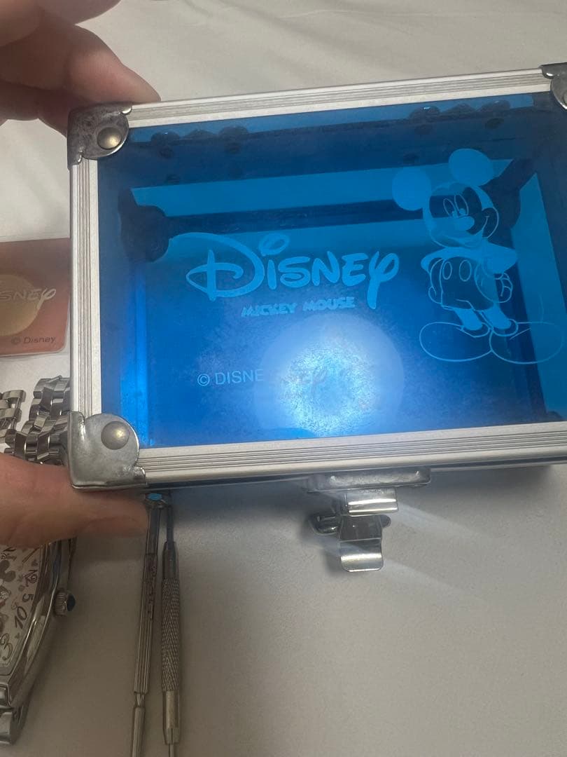 ディズニー ミッキー77周年記念時計