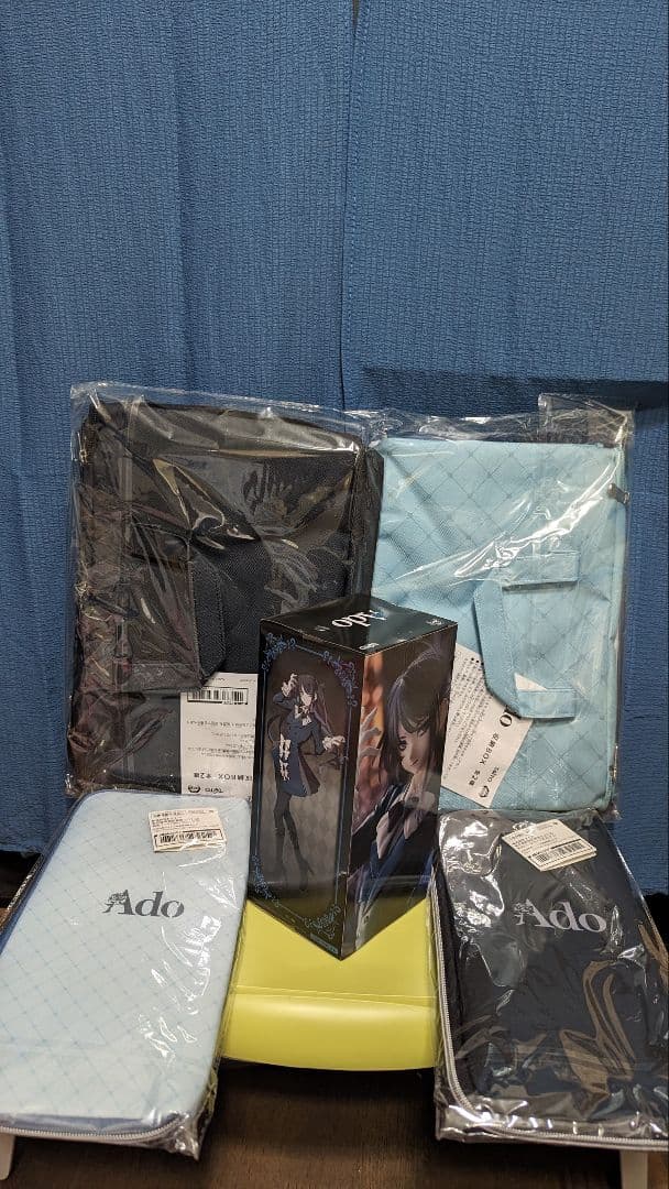 Ado round1限定フィギュア、ペンライトケース、収納box2種コンプセット