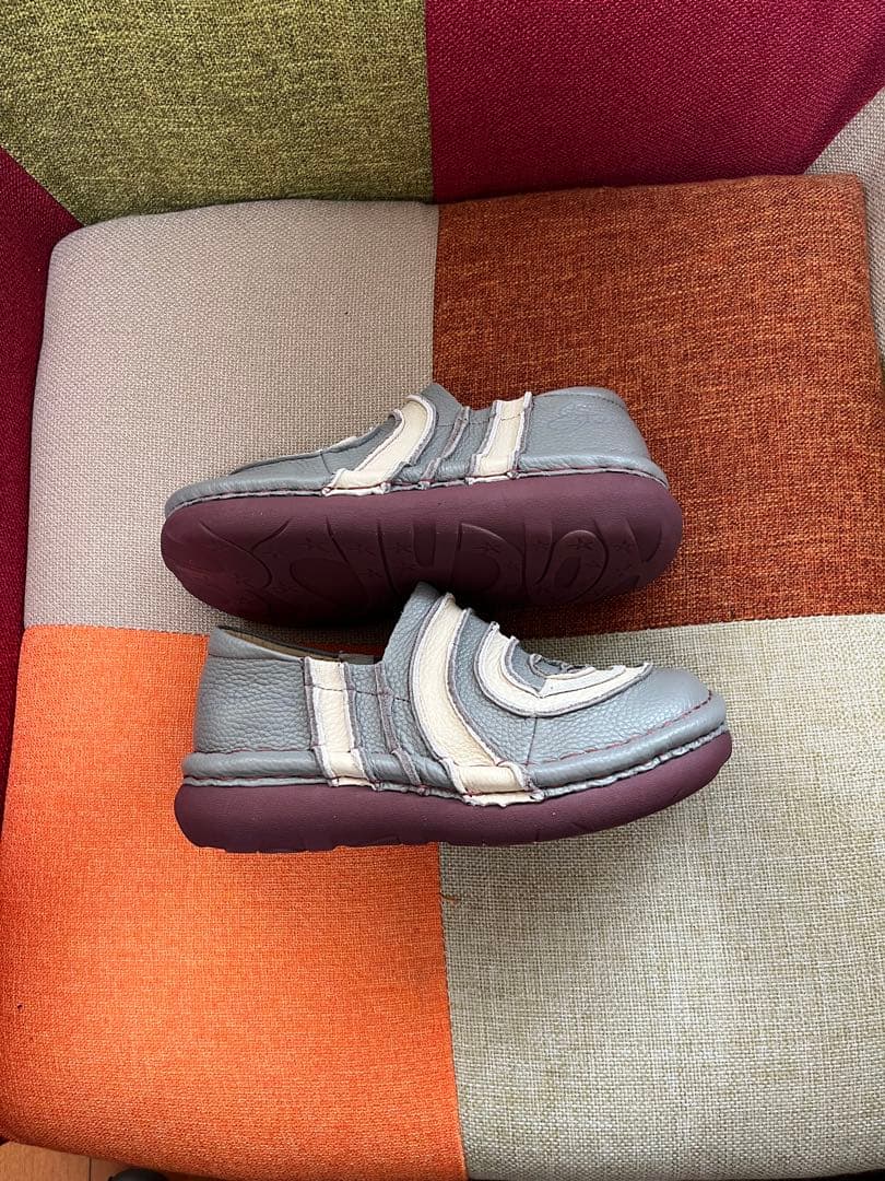 【新品未使用品】エスタシオン　Sサイズ（22.5cm）