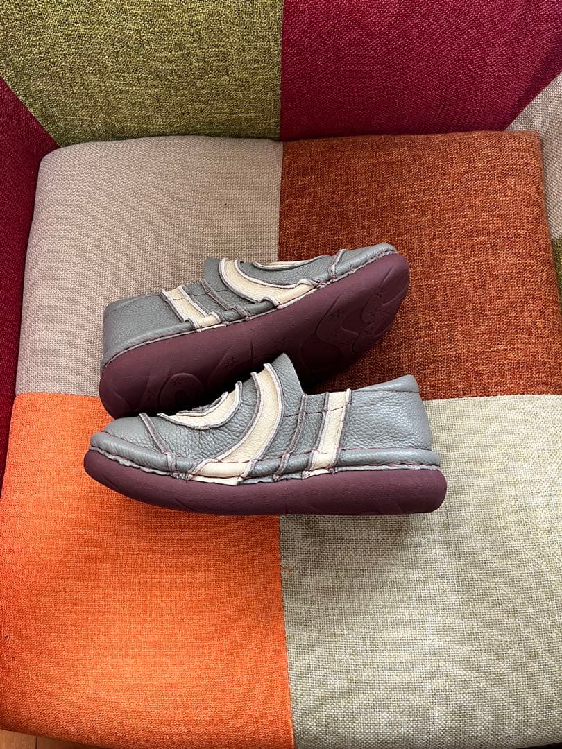 【新品未使用品】エスタシオン　Sサイズ（22.5cm）