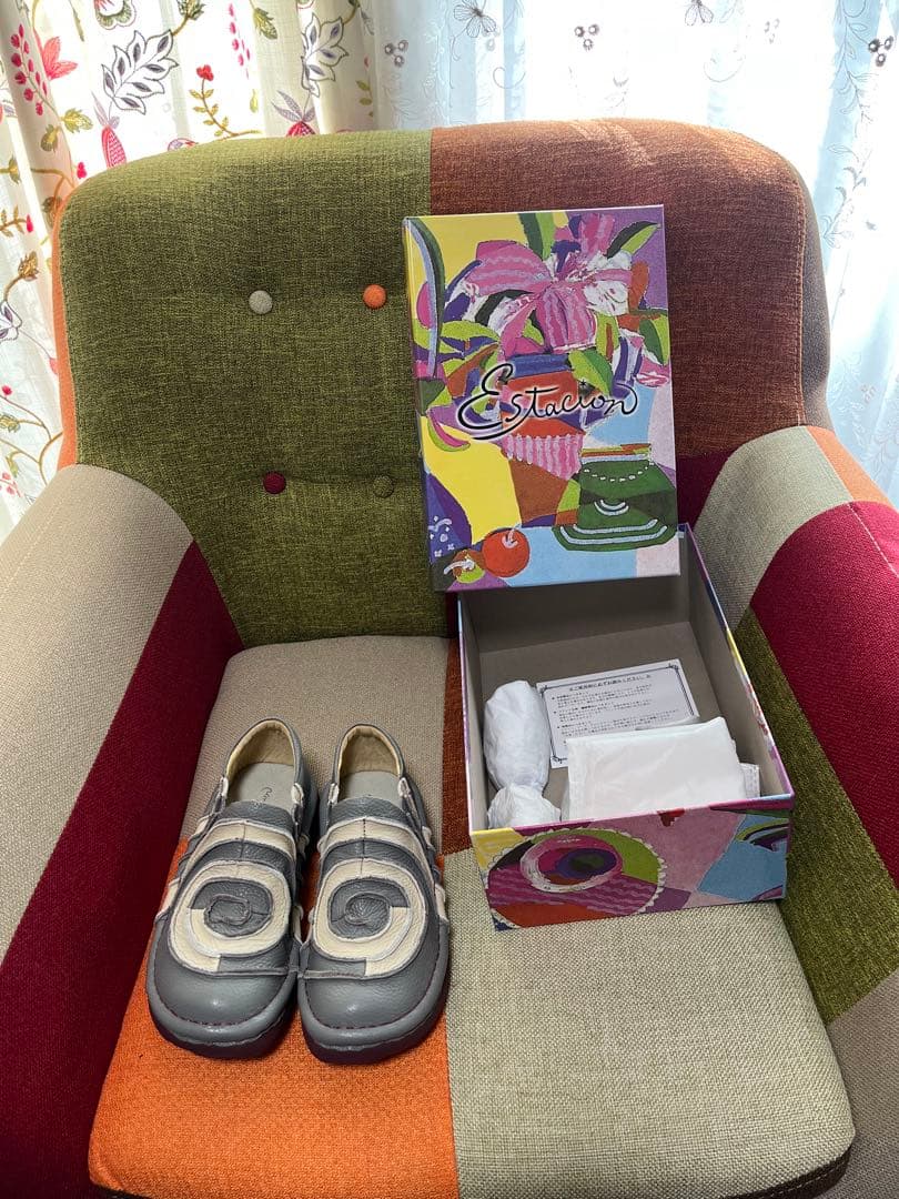 【新品未使用品】エスタシオン　Sサイズ（22.5cm）