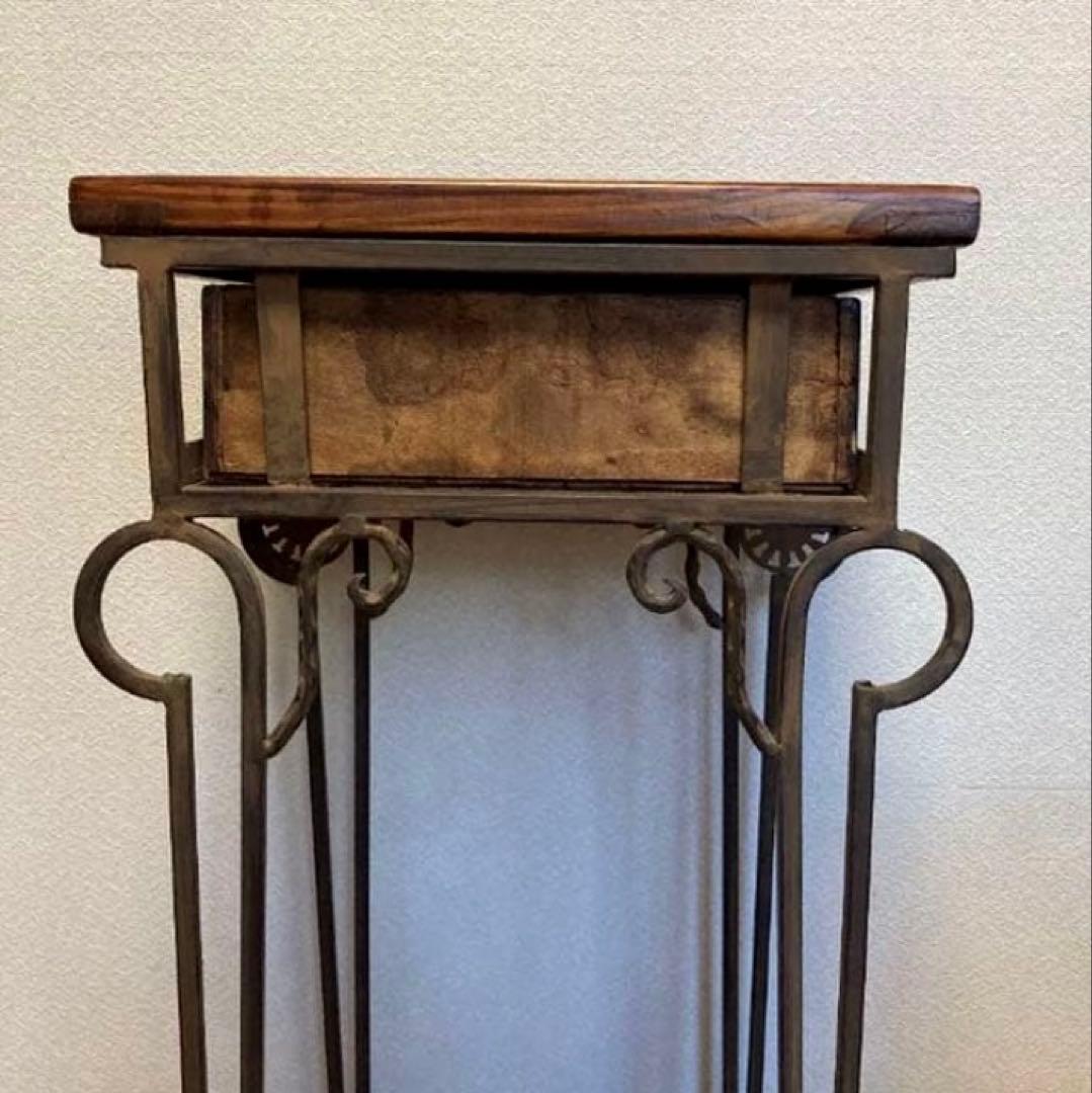 アンティーク　アイアン　ヴィンテージ　飾り棚　花台