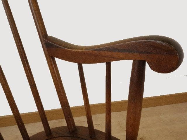 飛騨産業キツツキ　木製　ロッキングチェアー　再塗装済　ＵＳＥＤ