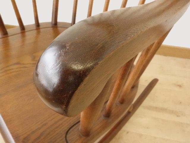 飛騨産業キツツキ　木製　ロッキングチェアー　再塗装済　ＵＳＥＤ