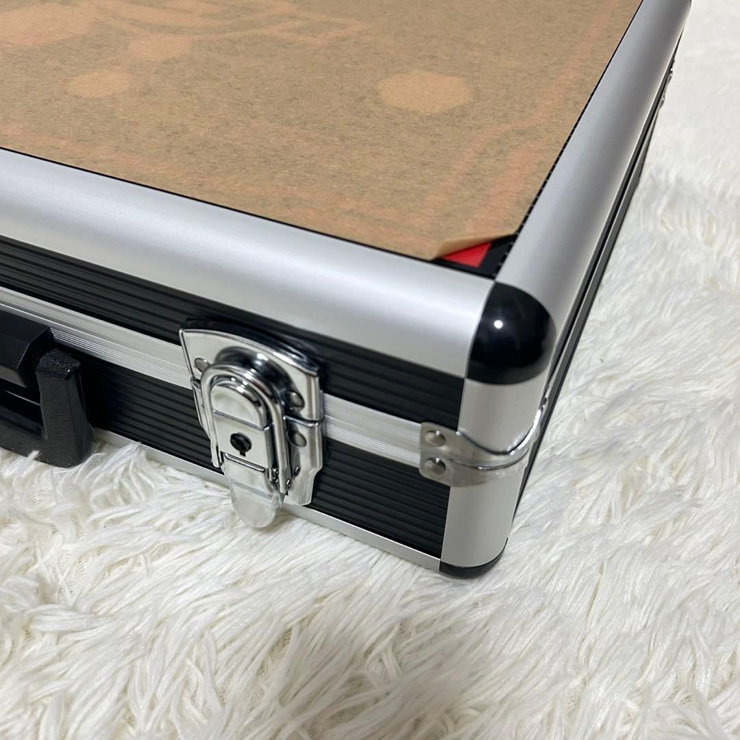 新品 ドリームボックス ベイブレードXアタッシュケース ロゴプレート黒