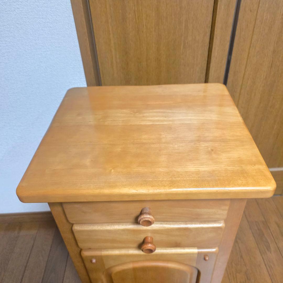 258】美品　カリモク　電話台　サイドテーブル　カントリー調　キャビネット