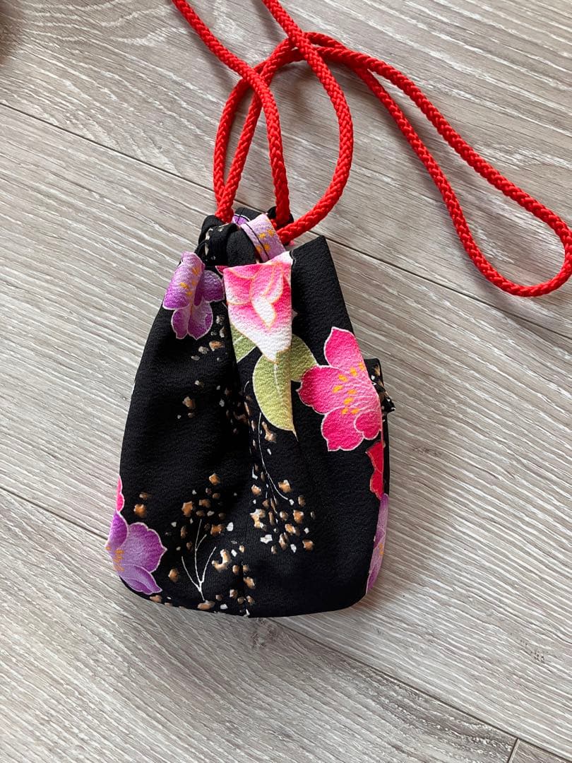 七五三 ３歳　着物３点セット 花柄 黒