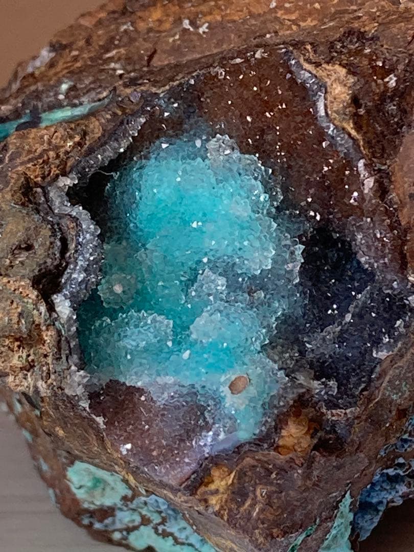 ジェムシリカ　母岩付き　クリソコラ　ドゥルージー　シリシファイド　原石　鉱物