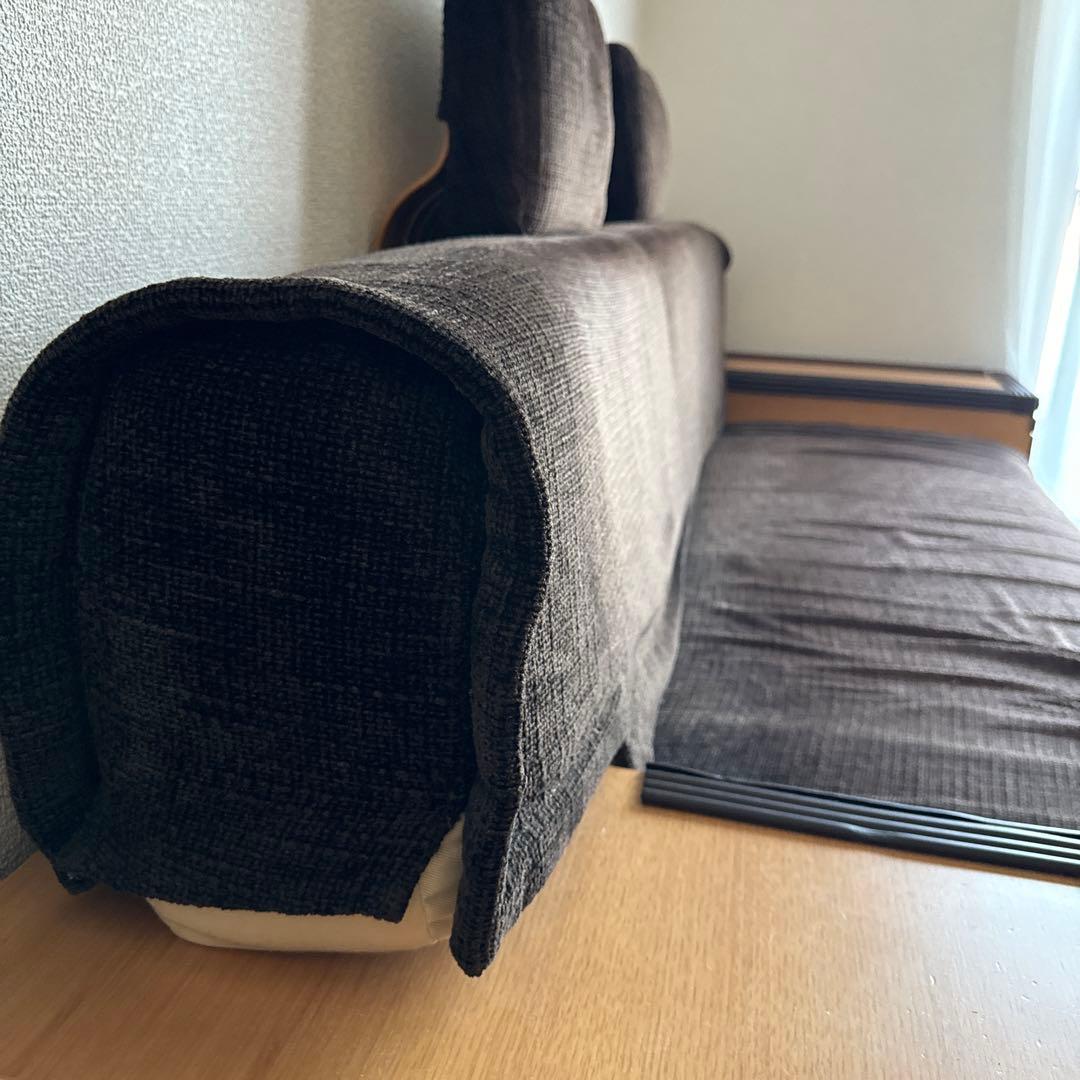 Conde House 3人掛けソファー