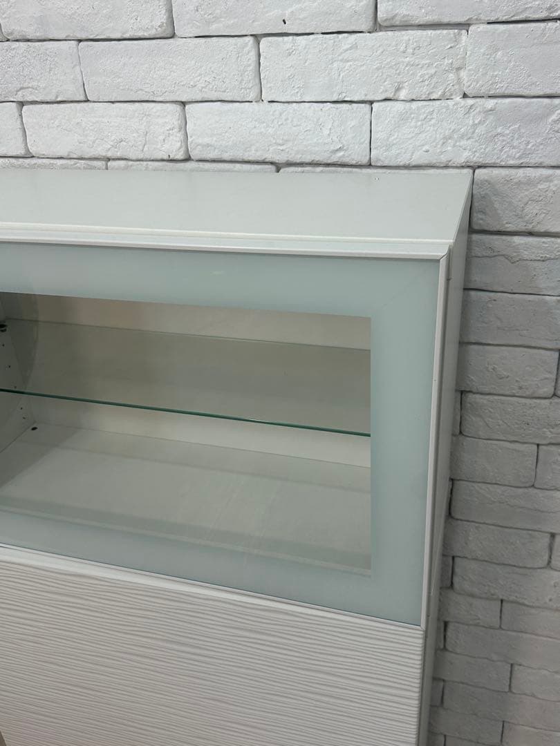 B 【東京都内23区配送無料】ガラス　ショーケース　フィギア　陳列　棚　収納