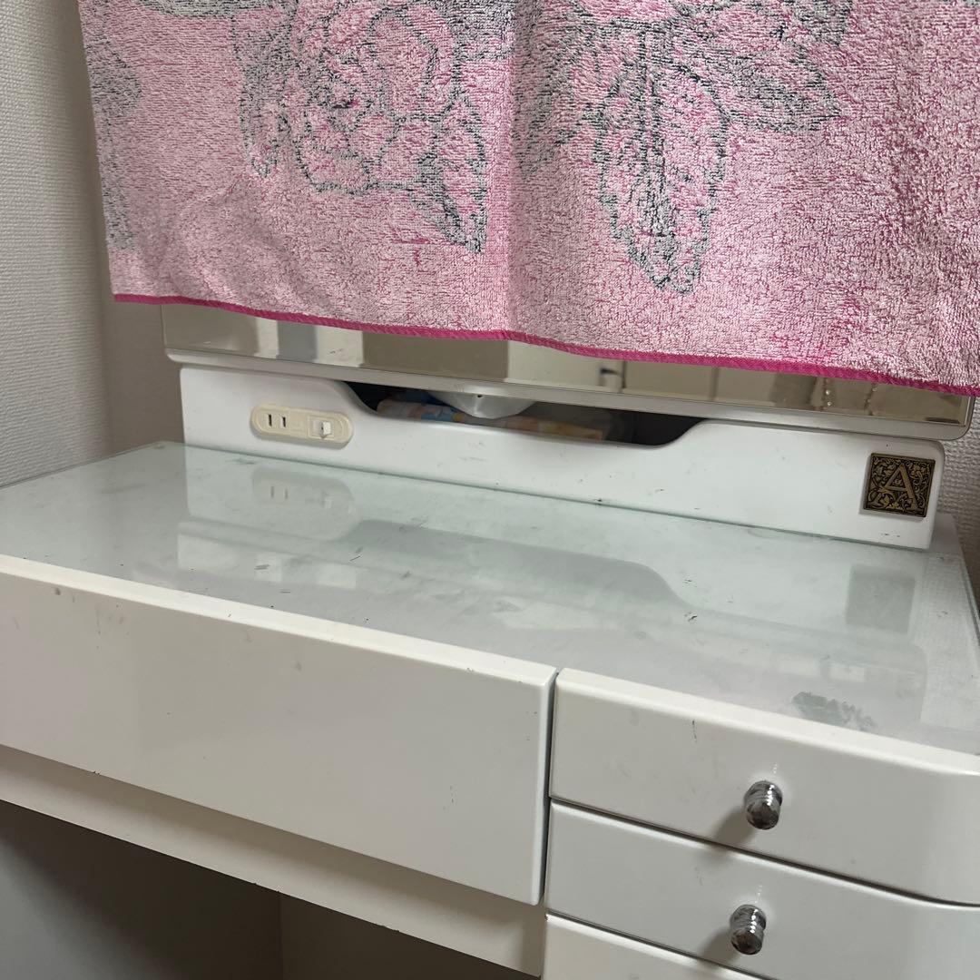 ホワイト木製ドレッサー 引き出し付き