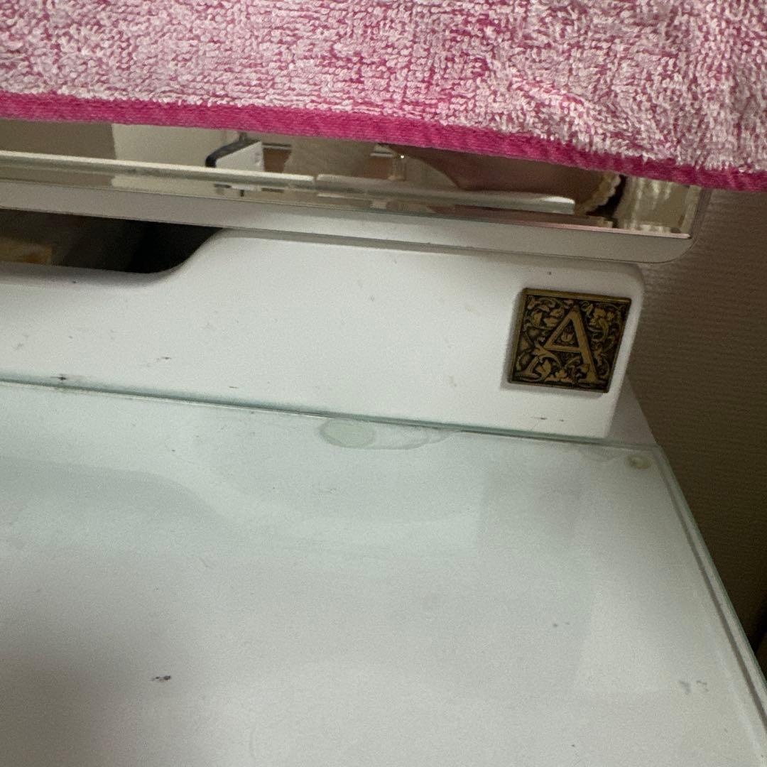 ホワイト木製ドレッサー 引き出し付き