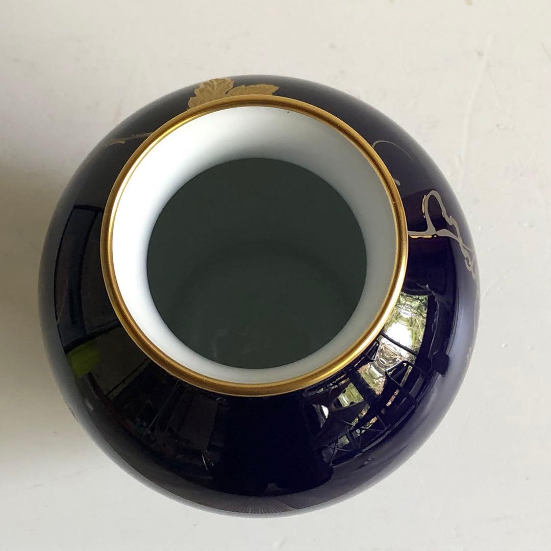 大倉陶園　瑠璃金蝕葡萄　花瓶　27.5cm