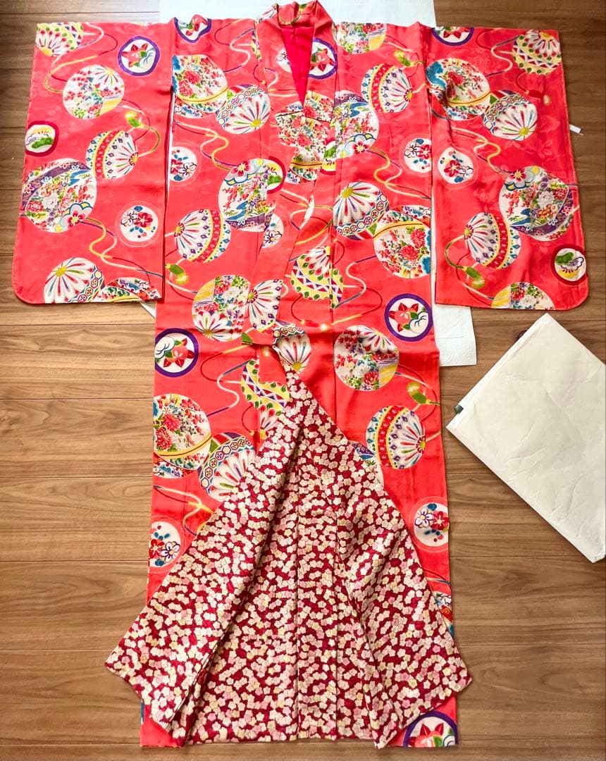 七五三　正絹　四つ身　お祝い着　アンティーク　子供着物