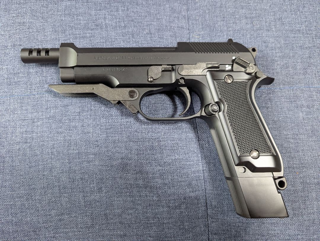 【美品】東京マルイ電動ガン M93R震閃電カスタム&LIPOバッテリーセット