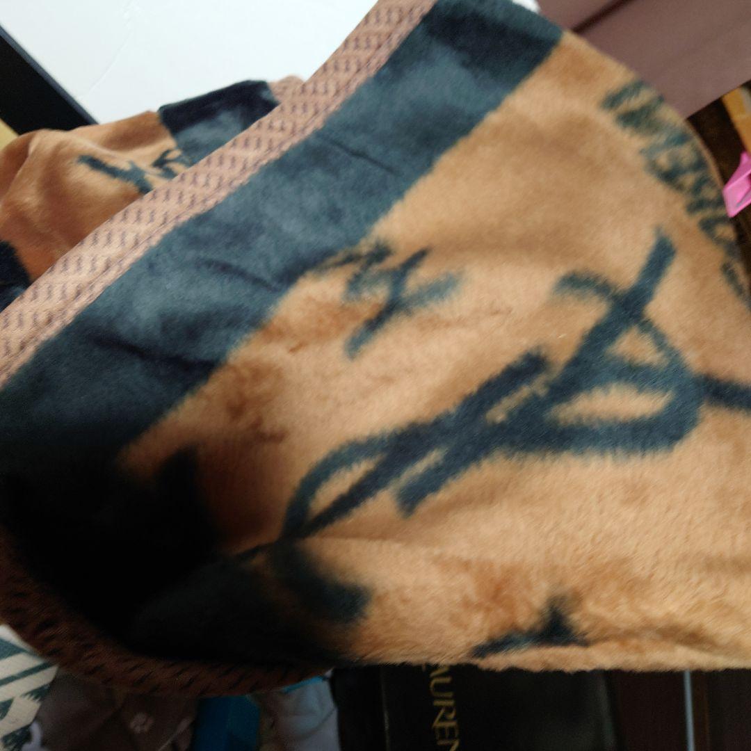 イヴサンローラン マイヤー毛布