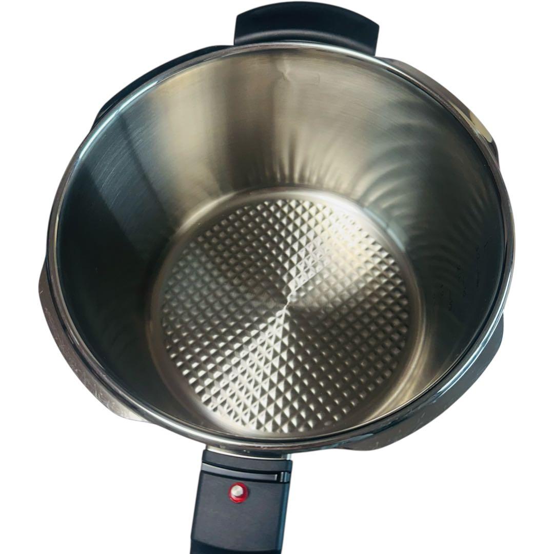 【新品】フィスラー プレミアム 圧力鍋 4.5L IH対応 蒸し器付き