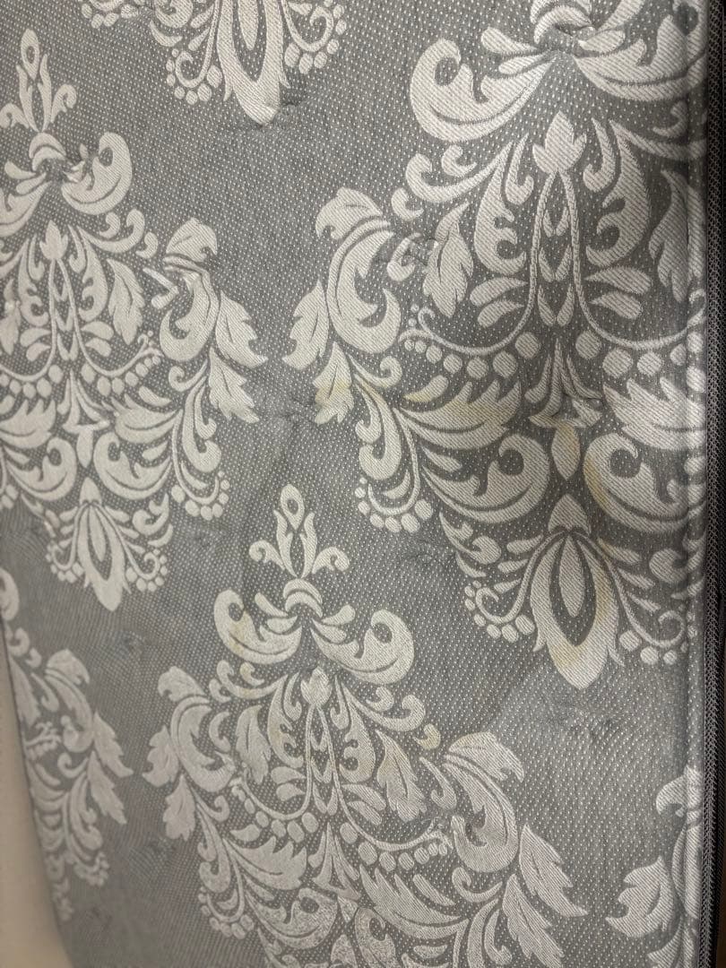 シモンズ　Beautyrest LUXE プラッシュピロートップ　シングル