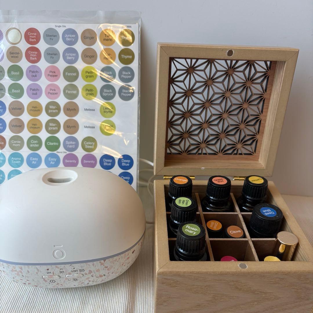 ドテラ エッセンシャルオイル セット 木製ボックス付き - メルカリ