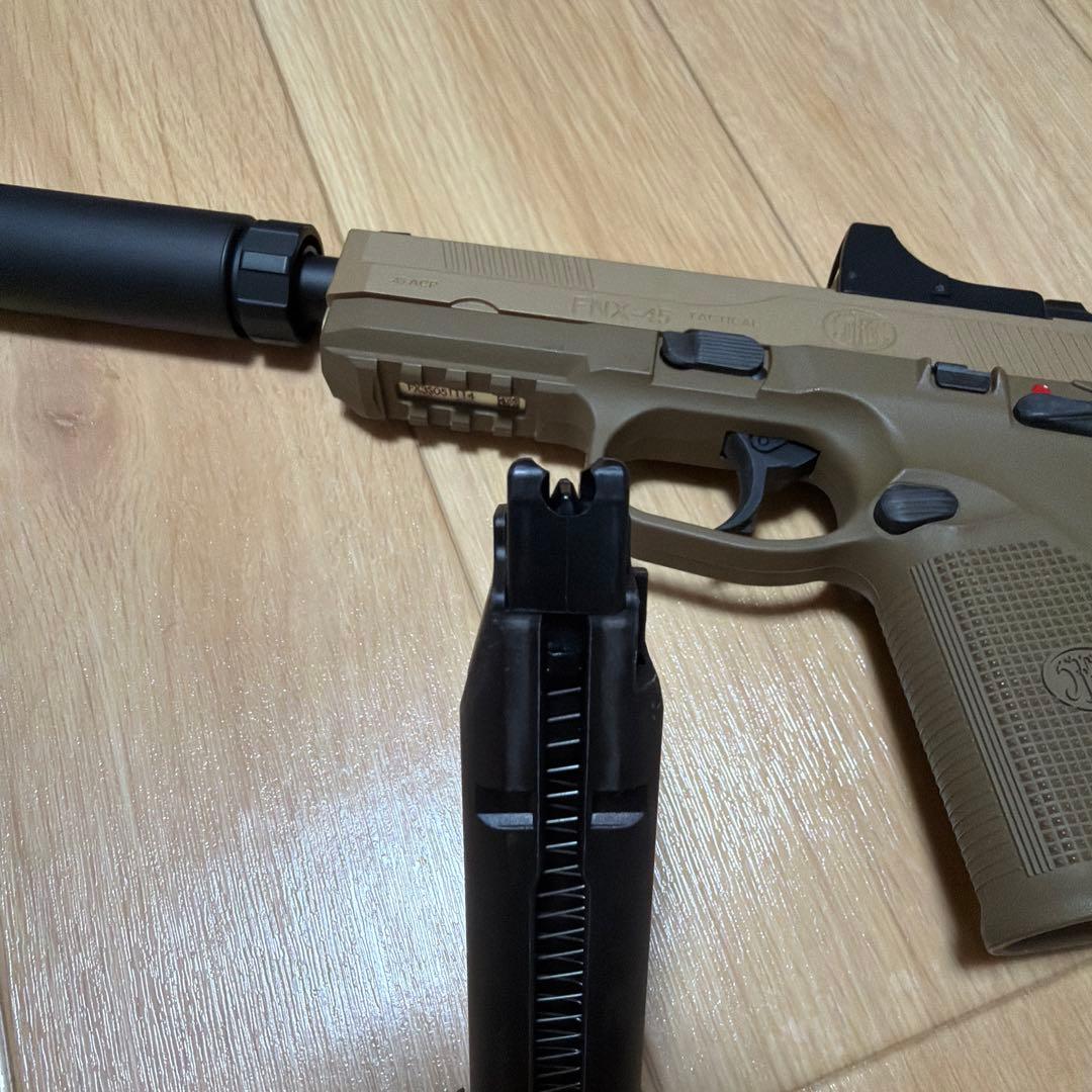 東京マルイ FNX-45 タクティカル .45 ACP ガスブローバック