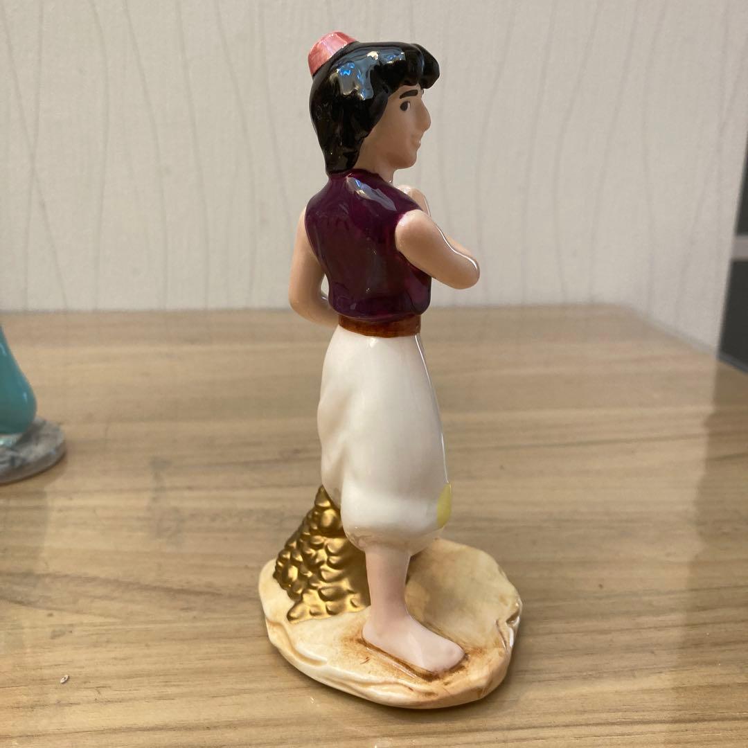 ディズニーシー購入アラジンとジャスミンフィギュア　シンデレラ　陶器製