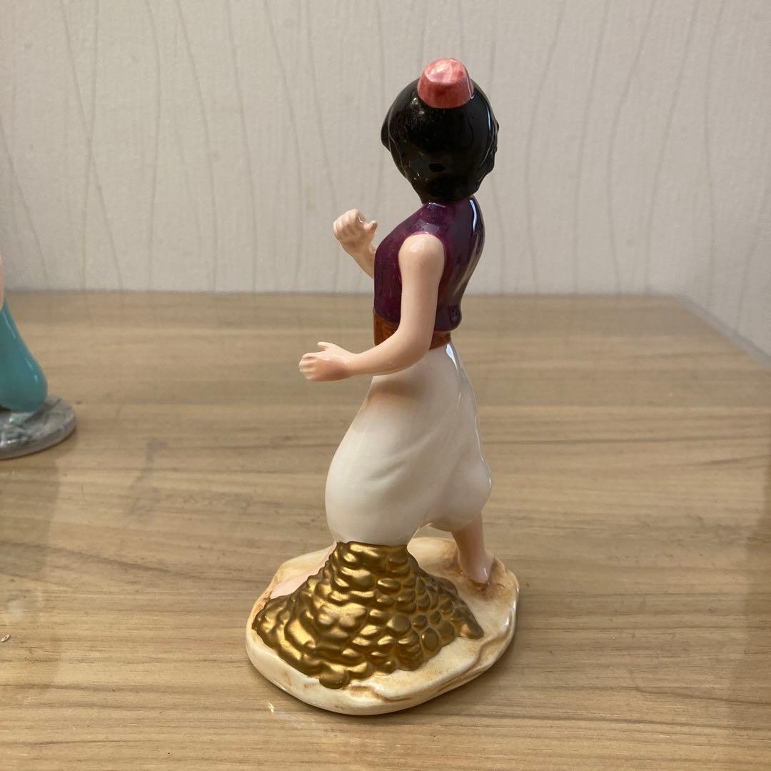 ディズニーシー購入アラジンとジャスミンフィギュア　シンデレラ　陶器製