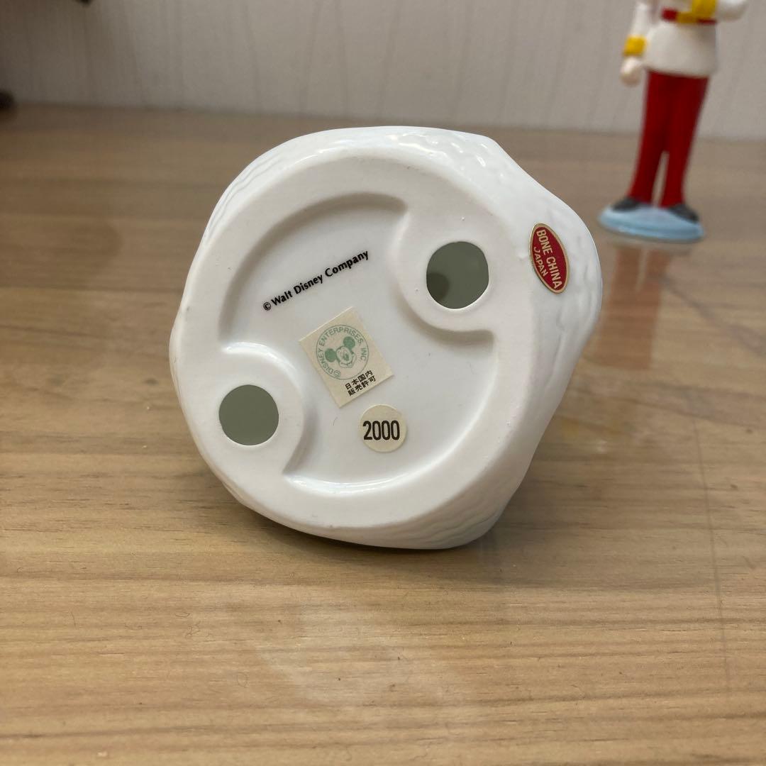 ディズニーシー購入アラジンとジャスミンフィギュア　シンデレラ　陶器製