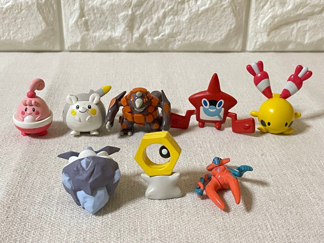 ポケモン モンコレ アルセウス リザードン ピカチュウ レジギガス シードラ