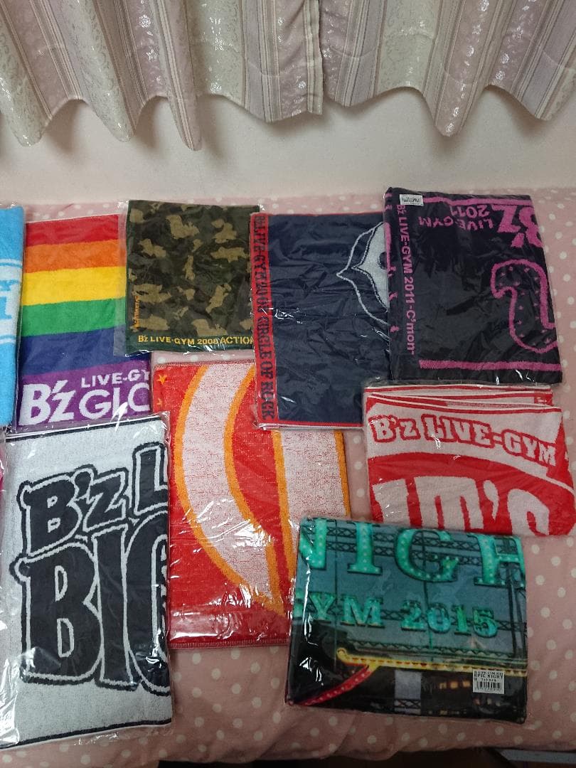 B'z LIVE-GYM ツアーグッズ 歴代タオル12種 - メルカリ