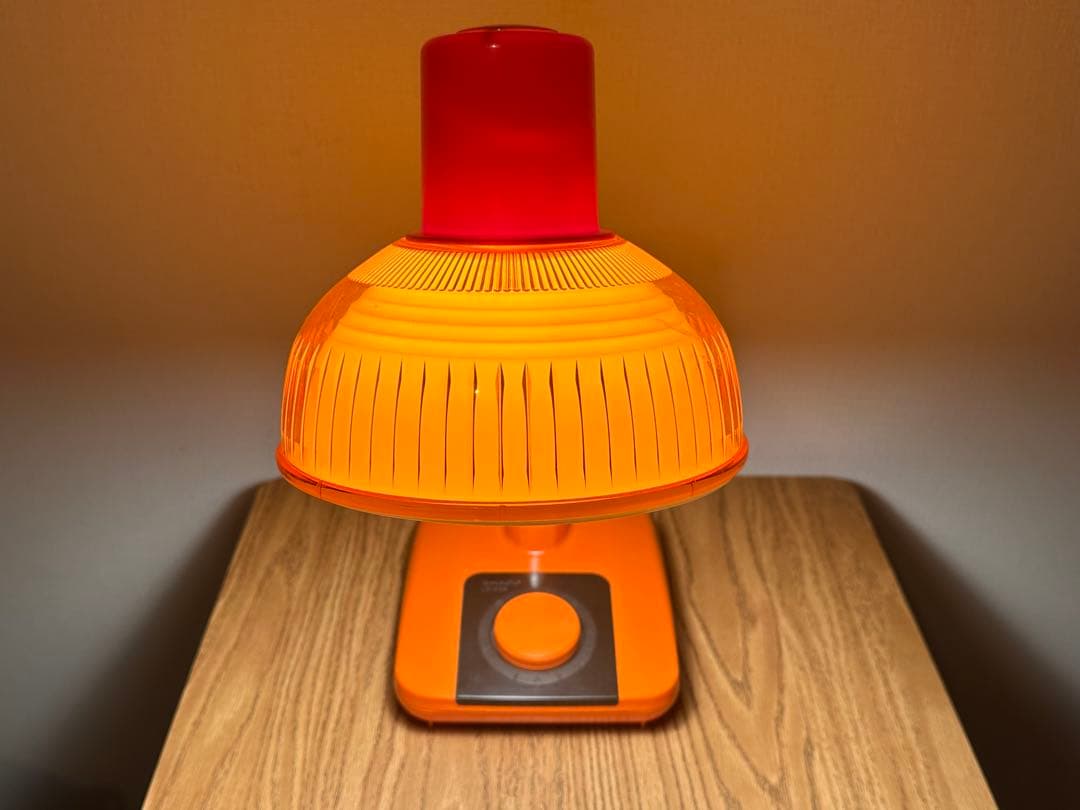 昭和レトロなオレンジデスクライト SHARP スペースエイジ ミッドセンチュリー