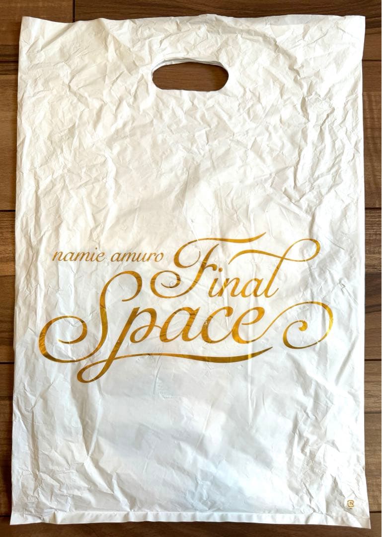 安室奈美恵】歴代Live Tourマフラータオル5点＋フェイスタオル1点