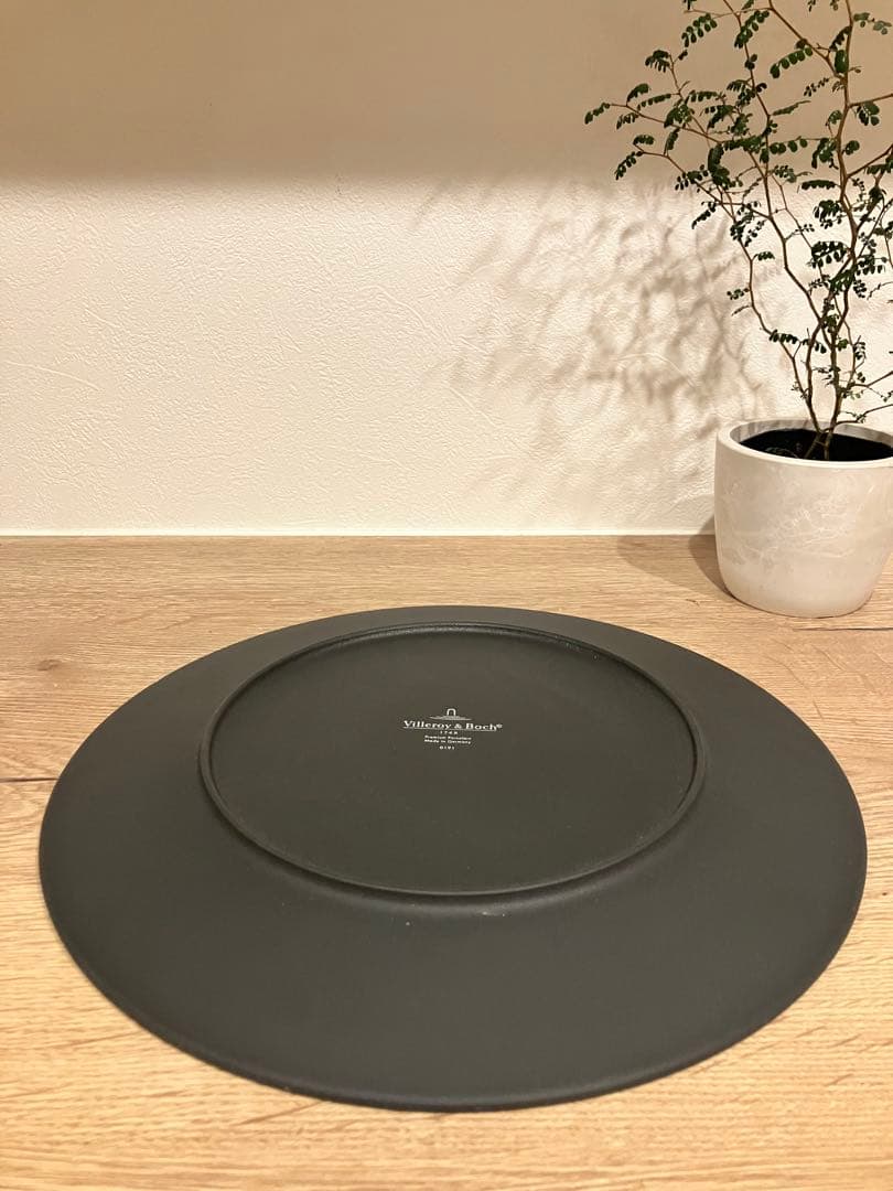 タロ♦︎　ビレロイボッホ　ロック　ブラック　31.5cm 大皿