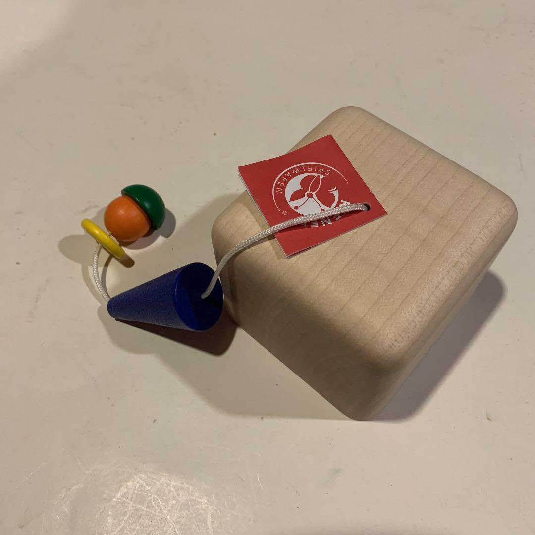 アトリエニキティキ   スイス　キーナー氏　オルゴール　ピエロ