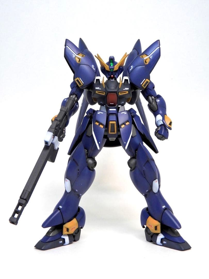 ぺ*ん様 HG ヒュッケバイン 全塗装 / スパロボ プラモデル 完成品