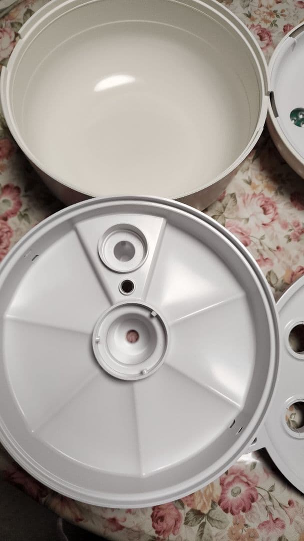 特価！！80%割引♪Plantui 北欧ブランド　水耕栽培 LED付き