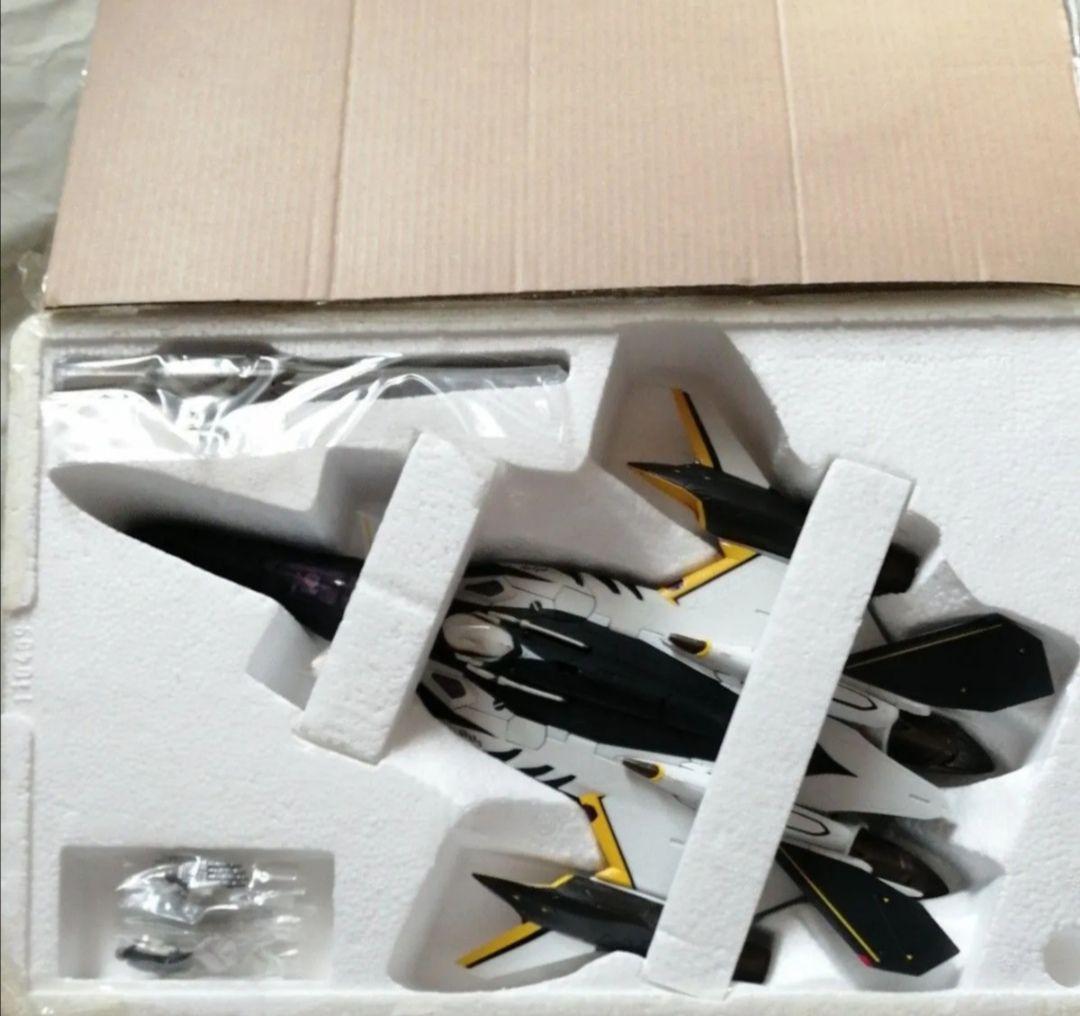 DX超合金YF-29 デュランダルバルキリー30th＆スーパーパーツセット