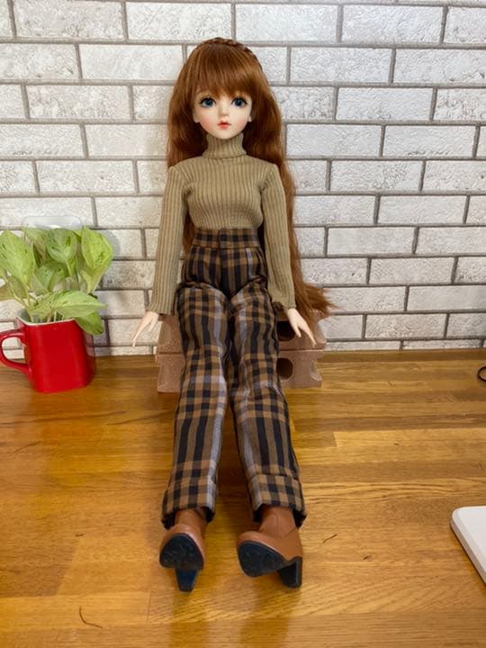 ６０センチ関節球体人形のパンツスーツ