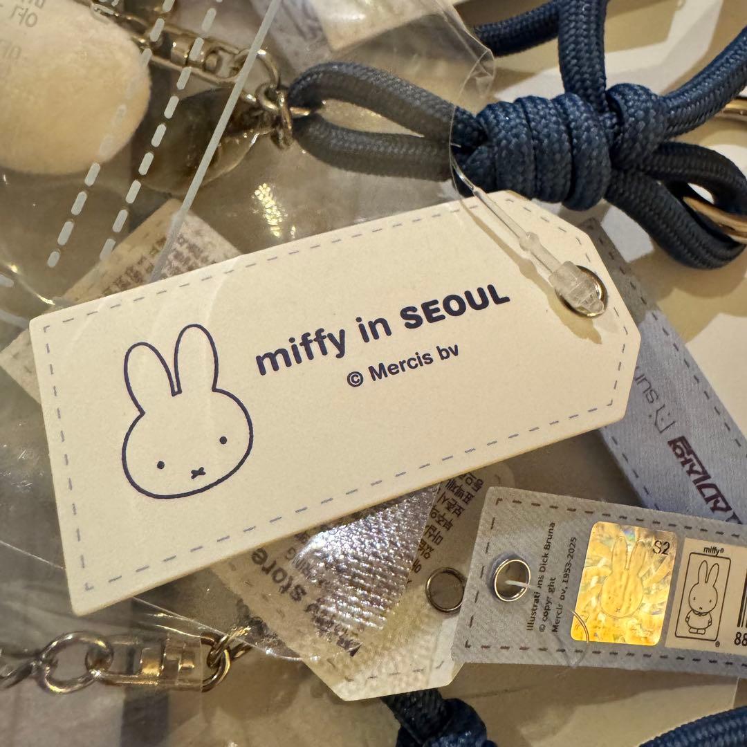 ソウル限定】ミッフィー miffy デニム キーリング3種セット - メルカリ