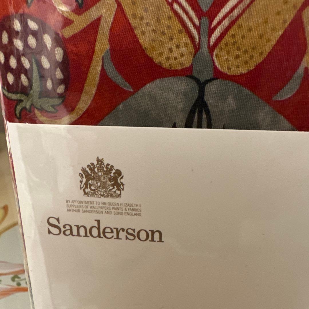 MORRIS Gallery 掛け布団カバー 200×200cm レッド