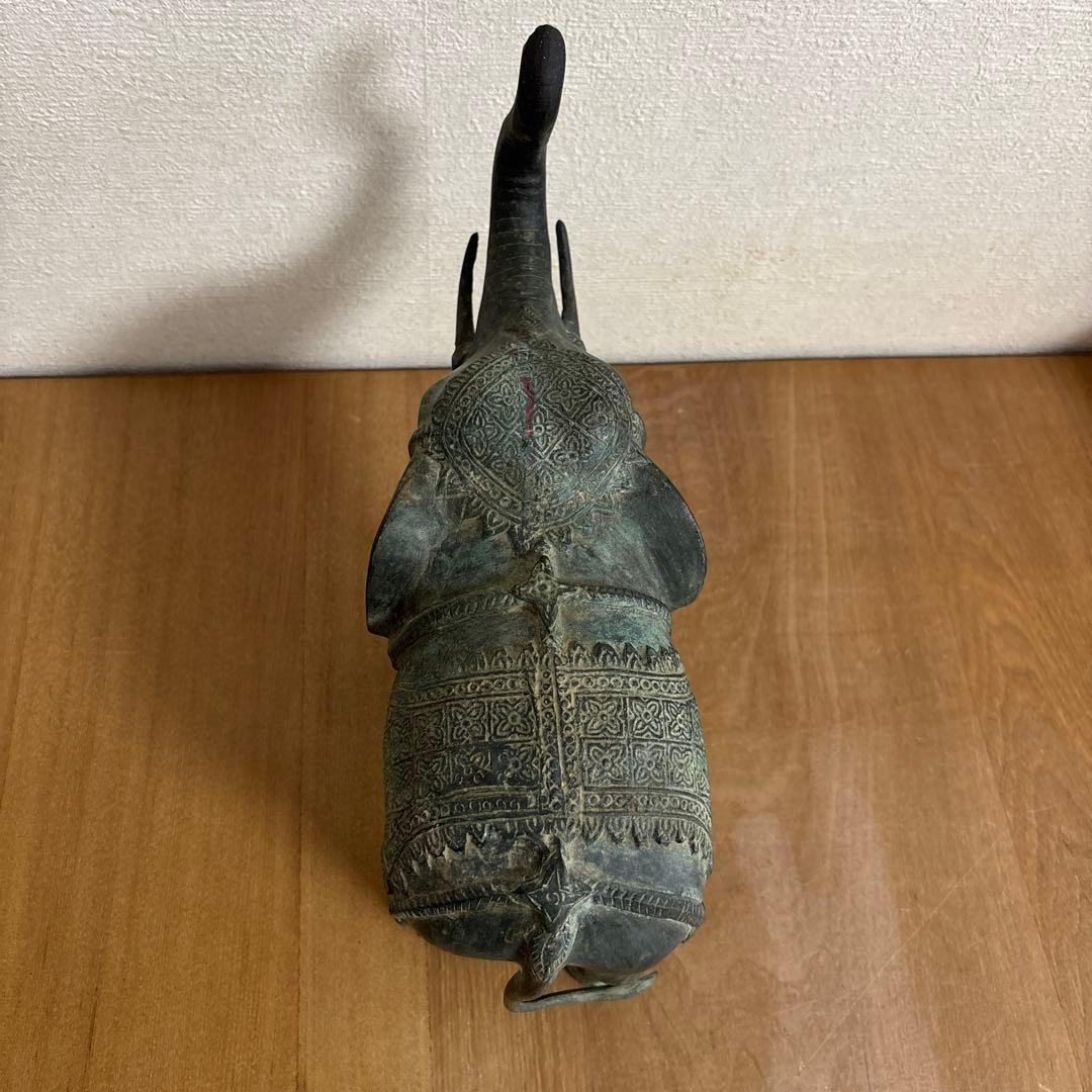 象の置物　青銅