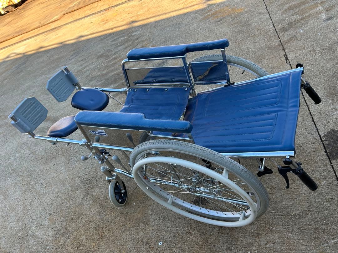 折りたたみ式 自走式カワムラ リクライニング 介助用 車椅子 車いす
