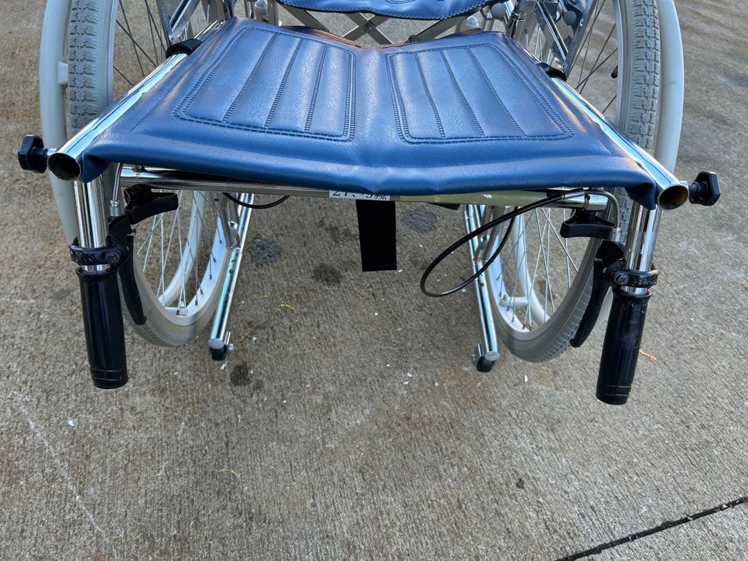 折りたたみ式 自走式カワムラ リクライニング 介助用 車椅子 車いす