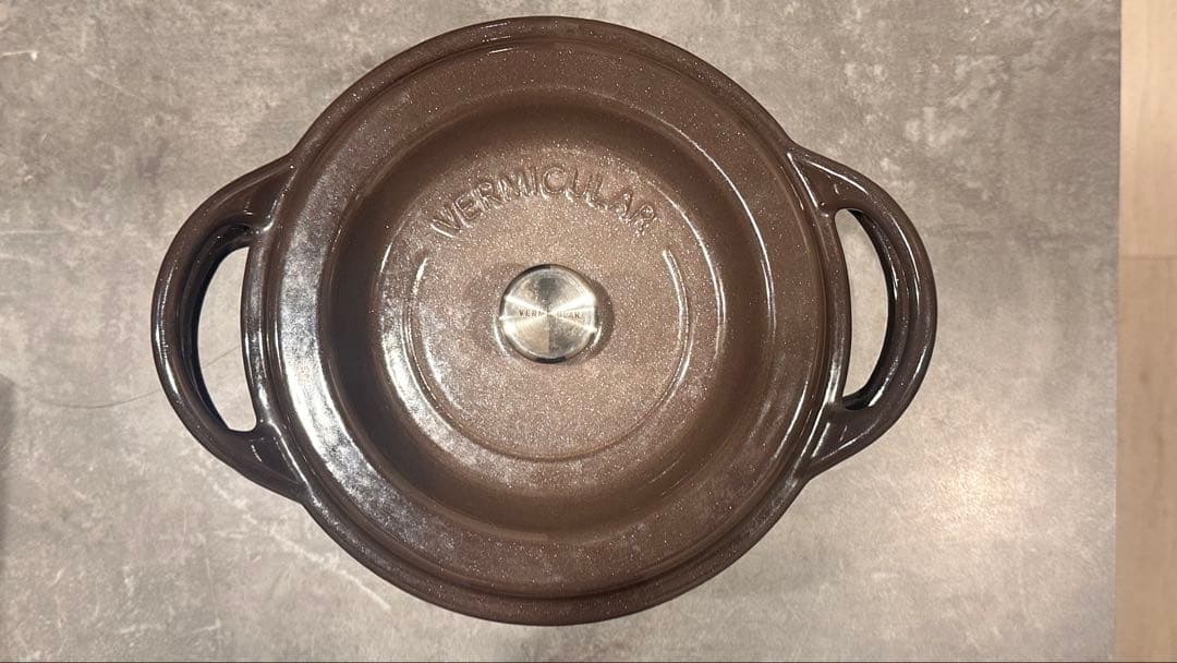 【状態良好パールブラウン】バーミキュラ オーブンポットラウンド18cm 無水調理