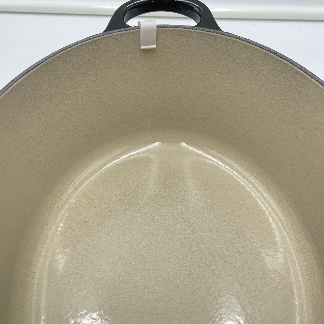 未使用 ル・クルーゼ ココット・オーバル 25cm ブラックオニキス　希少色